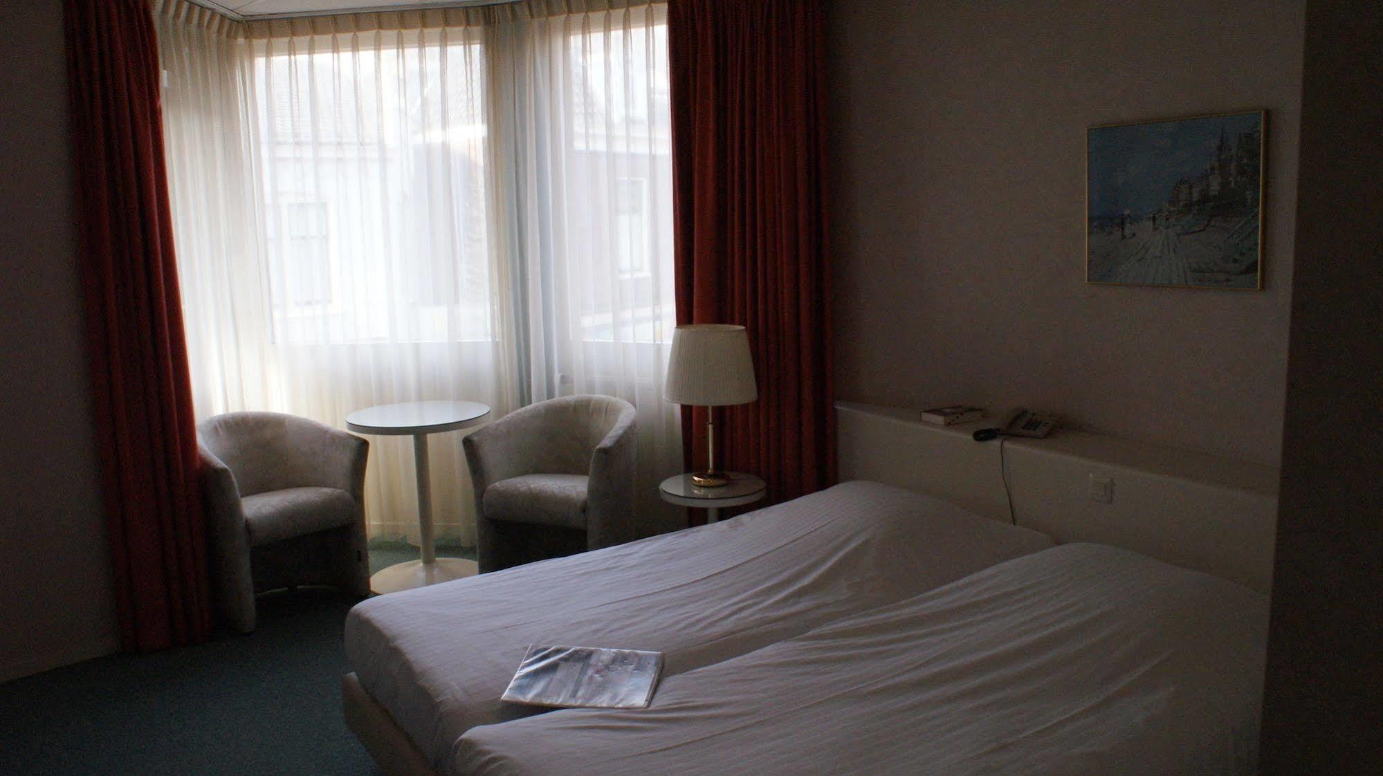 Hotel Flora Hillegom Kültér fotó