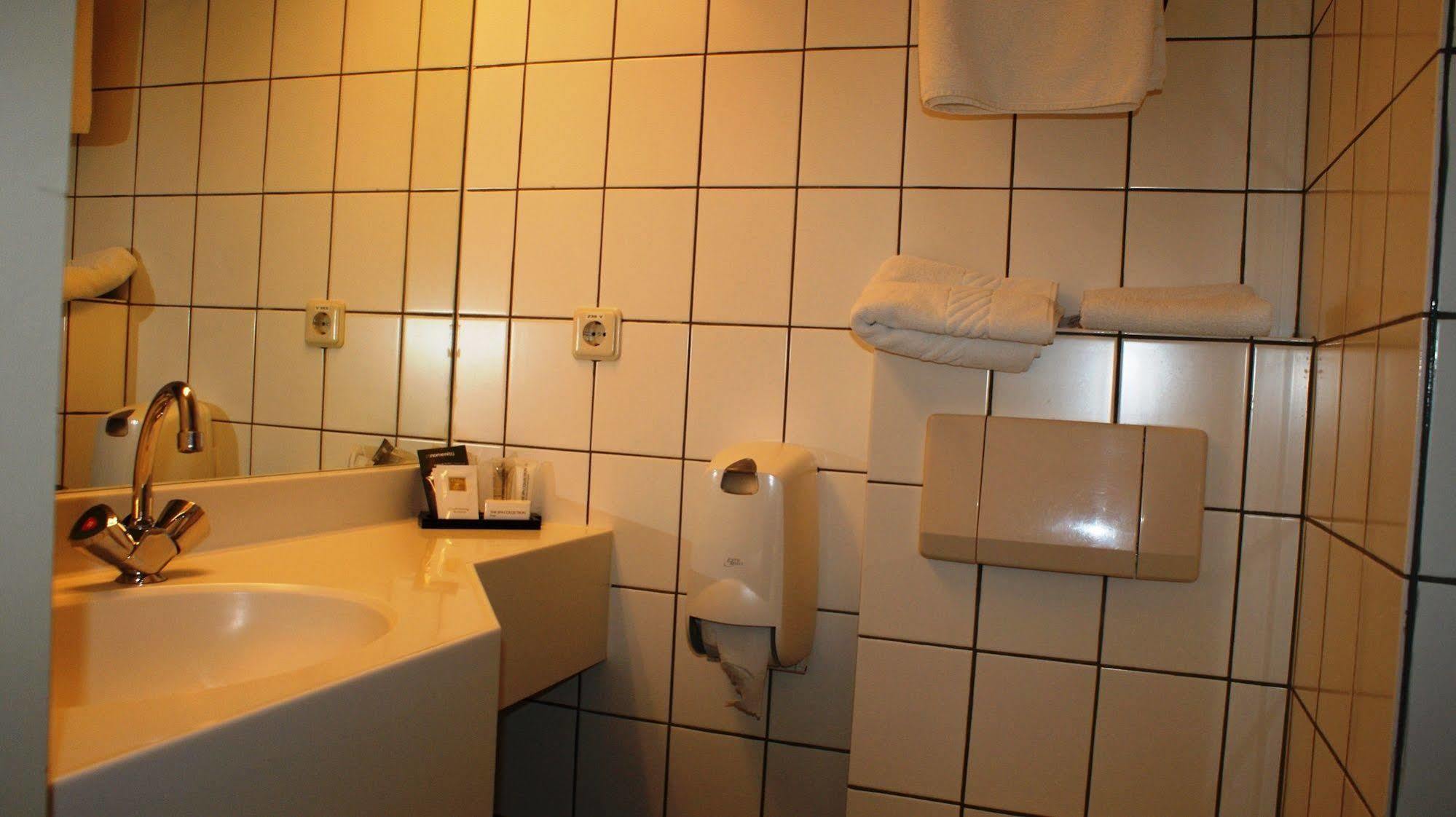 Hotel Flora Hillegom Kültér fotó